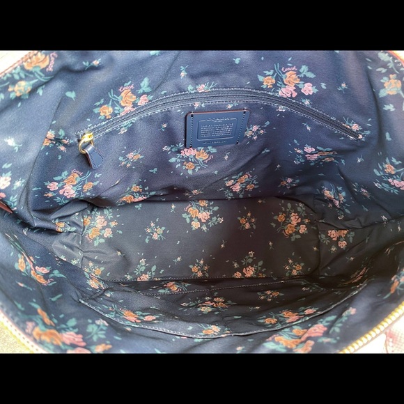 ‼️SALE‼️👜💕-NWT Coach Tote Pink - Picture 4 of 4